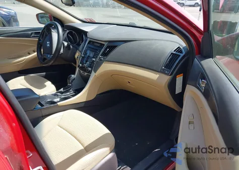 2012 Hyundai Sonata Hybrid from USA, damaged, VIN KMHEC4A40CA039347